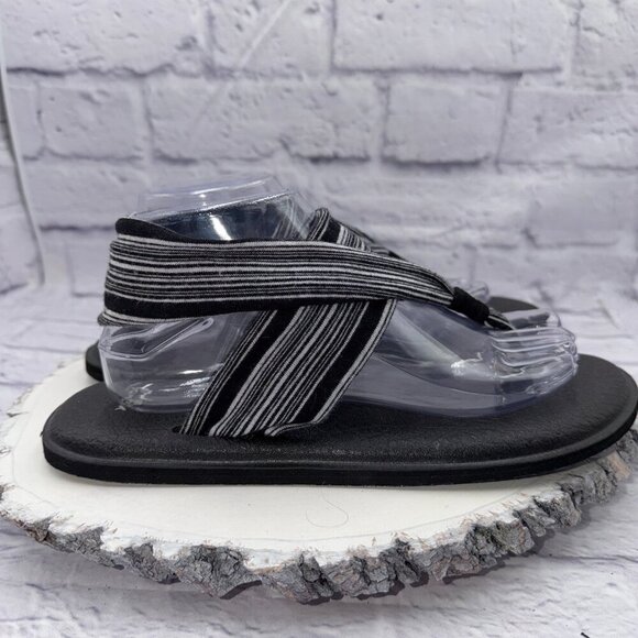 Sanuk Women's Size 10 Yoga Sling 2 Sandals Black and White - Picture 4 of 11